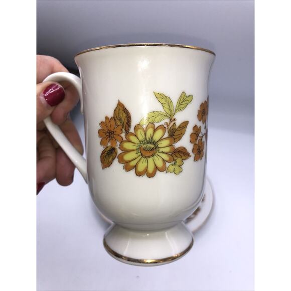 Royal Domino Porcelain Collection Footed Cup and Plate Autumn Song Pattern - Picture 6 of 9